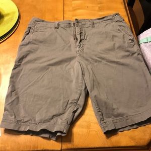 American Eagle Men’s Shorts Size 36